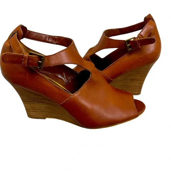 Ralph Lauren Hannie Brown T Strap‎ Peep Toe Wedge Sandals Leather Sz 8.5 - Picture 2 of 16